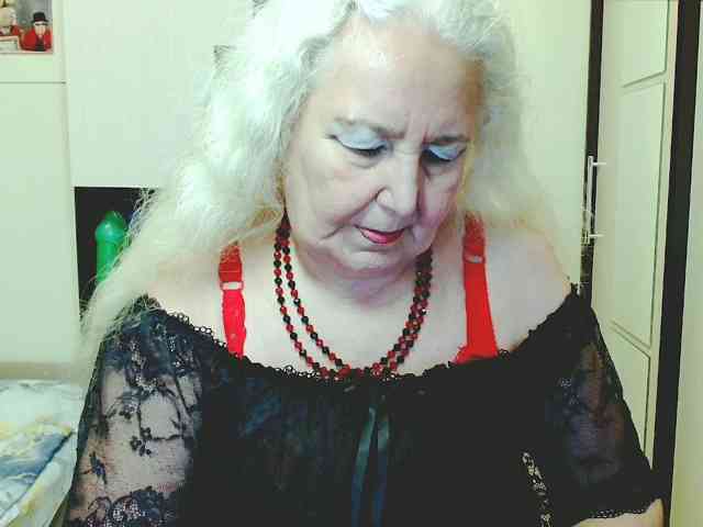 Model: GrannyWants
