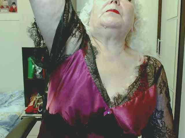 GrannyWants webcam