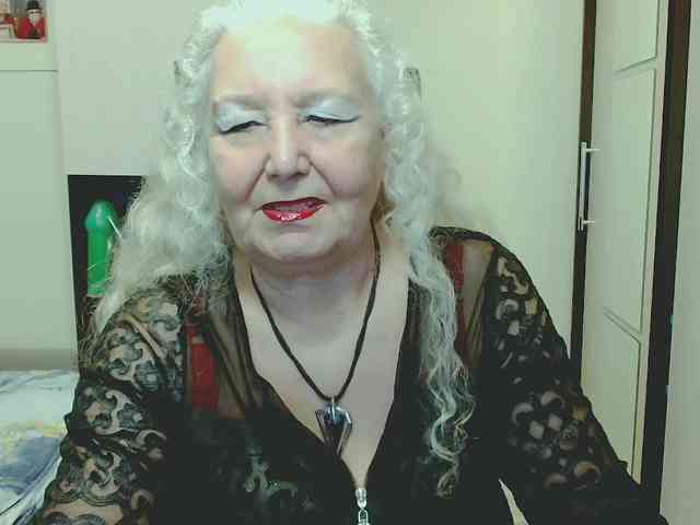 Model: GrannyWants