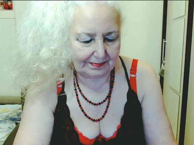 Model: GrannyWants