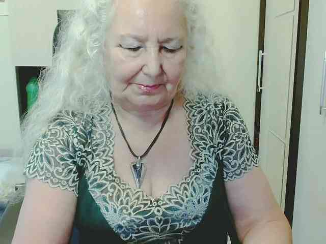 GrannyWants webcam