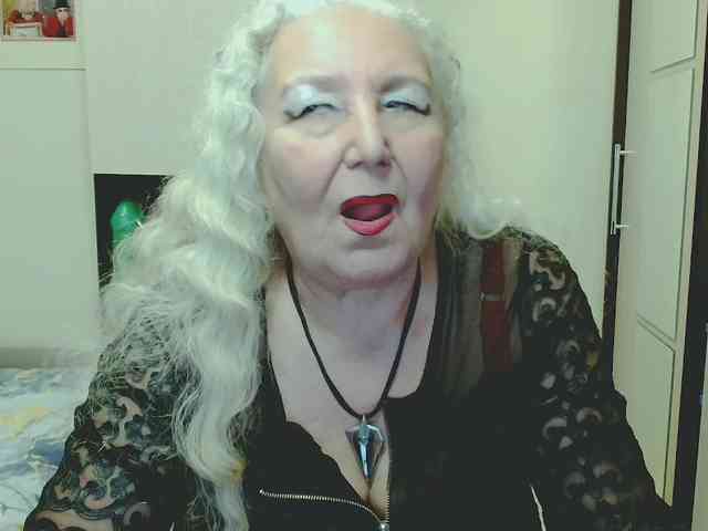 Model: GrannyWants