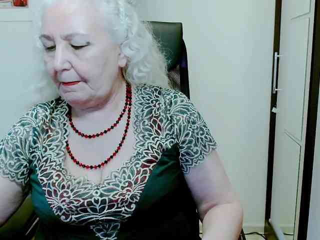 Model: GrannyWants