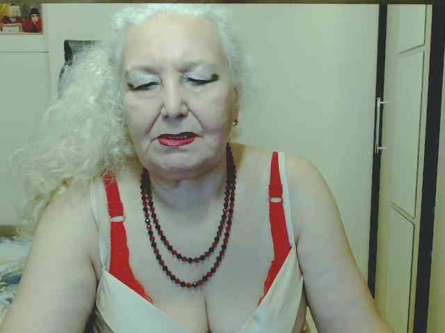 GrannyWants webcam