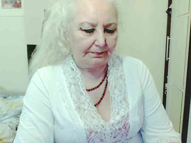 GrannyWants webcam