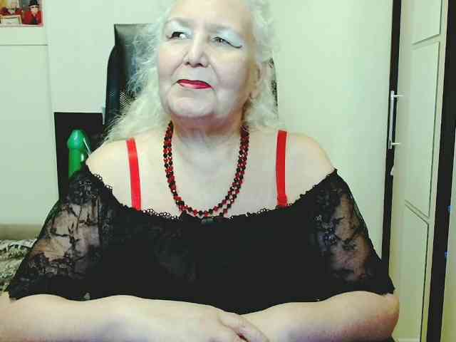 Model: GrannyWants