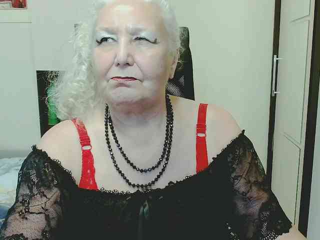 Model: GrannyWants