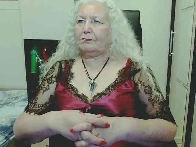 Model: GrannyWants