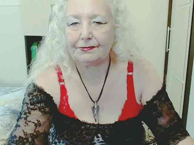 Model: GrannyWants