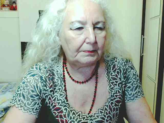 Model: GrannyWants