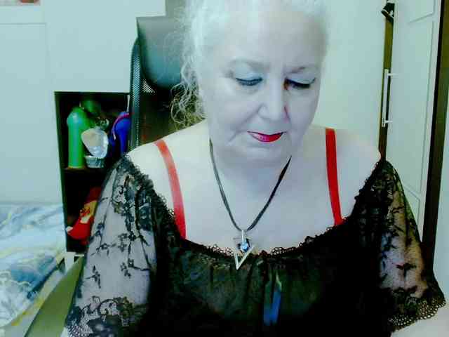 GrannyWants webcam