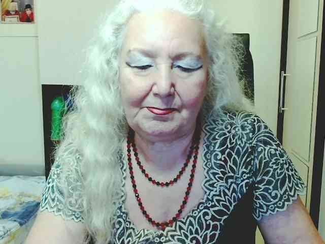 Model: GrannyWants