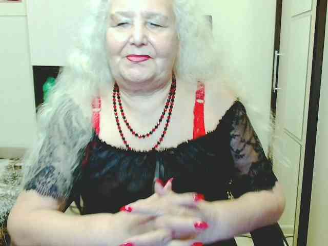 Model: GrannyWants