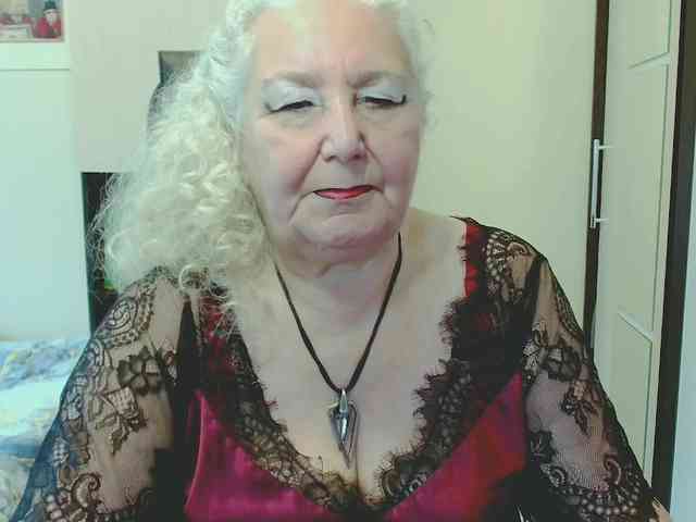 Model: GrannyWants