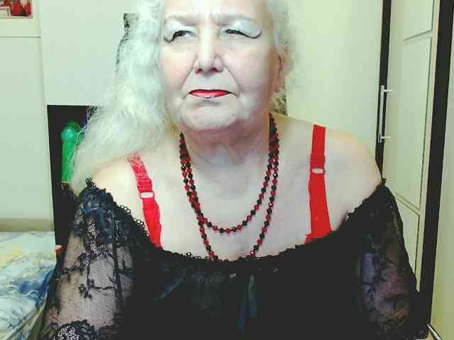 Model: GrannyWants