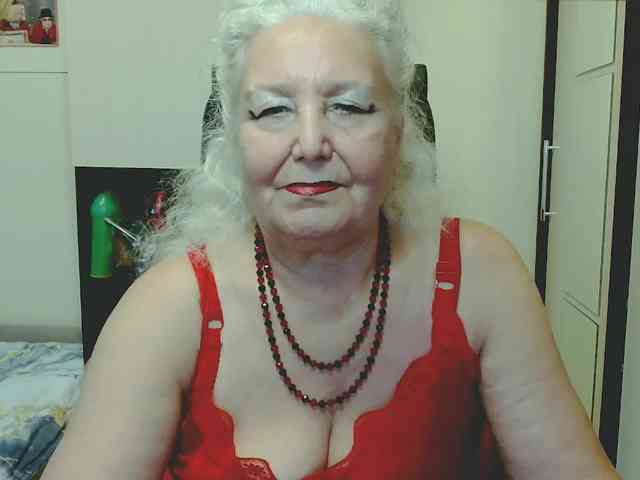 Model: GrannyWants
