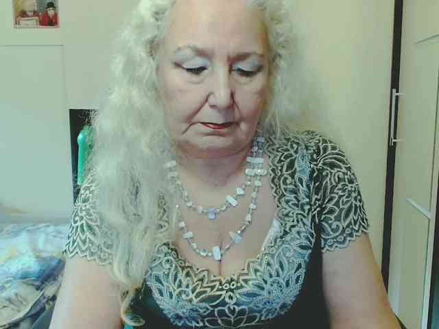 Model: GrannyWants
