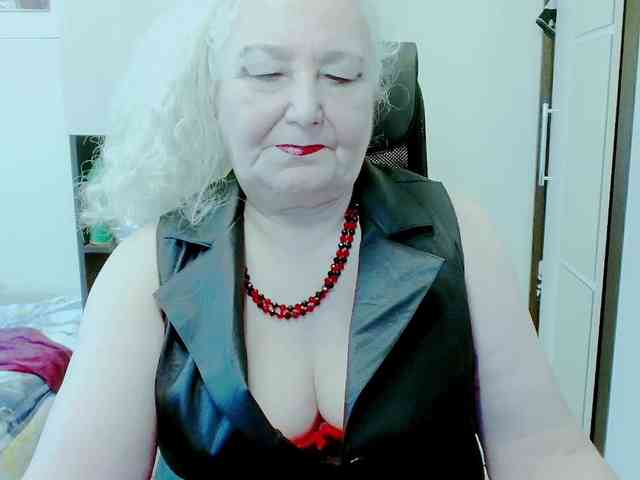 GrannyWants webcam