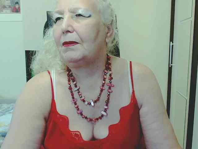 Model: GrannyWants