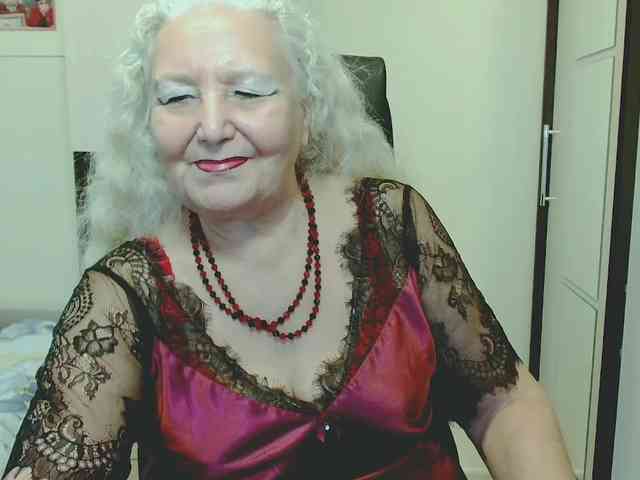 Model: GrannyWants