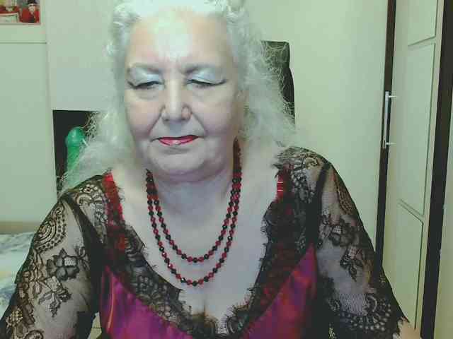GrannyWants webcam