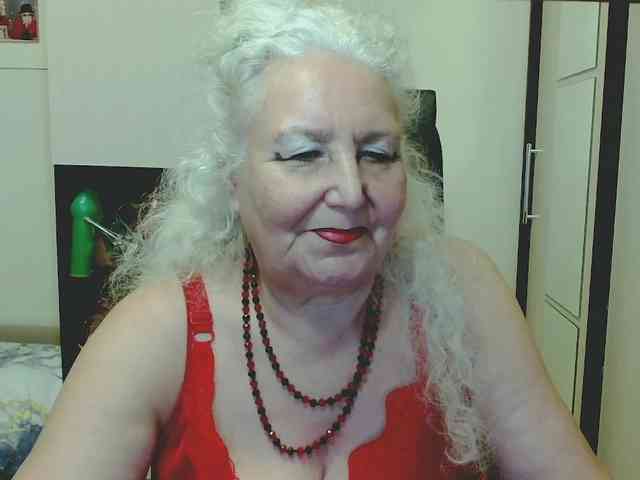 Model: GrannyWants