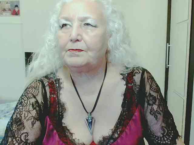 Model: GrannyWants