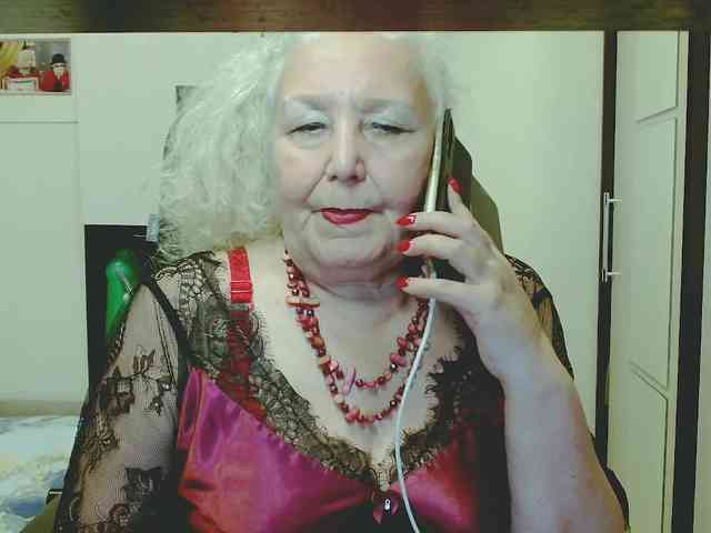 GrannyWants webcam