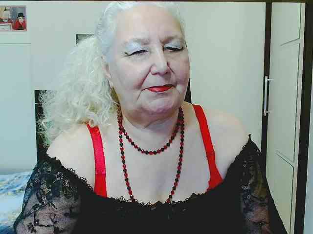 Model: GrannyWants