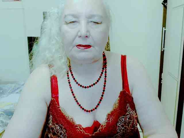 Model: GrannyWants