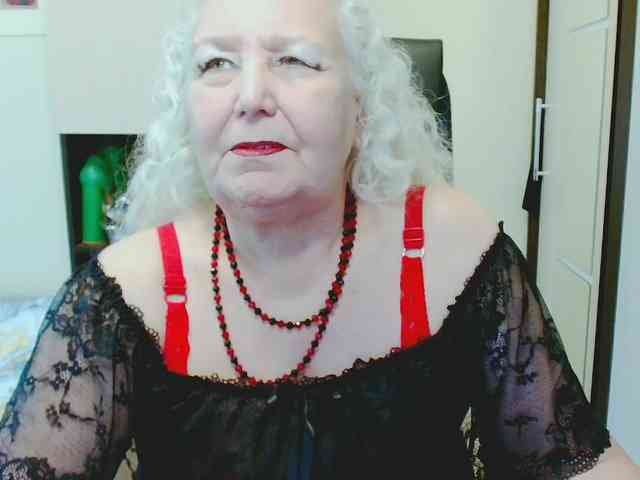 GrannyWants webcam