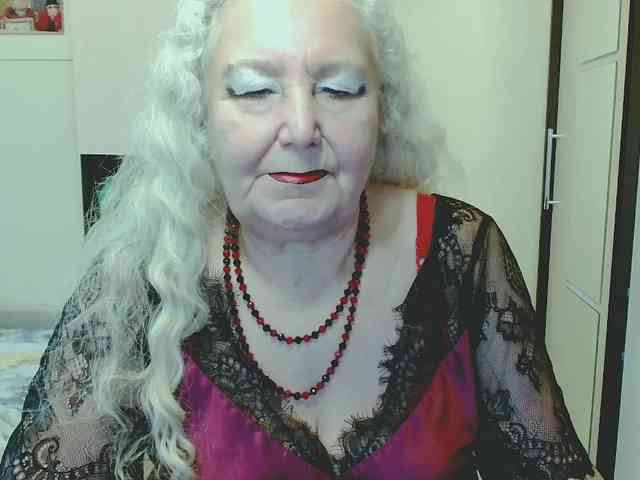 online nude cam Grannywants