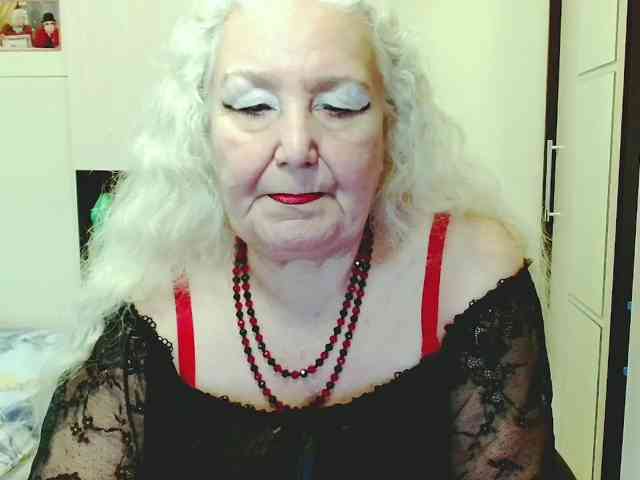 Model: GrannyWants