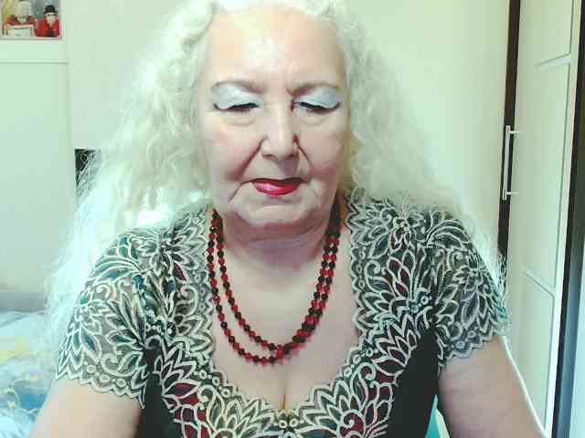 Model: GrannyWants