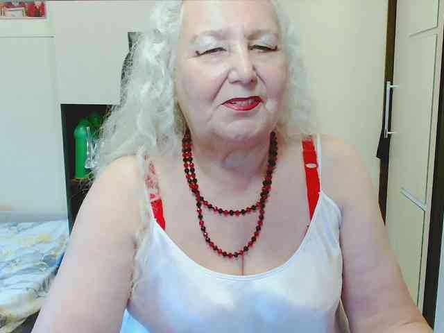 Model: GrannyWants