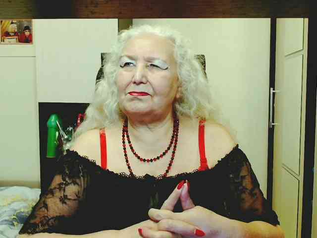 GrannyWants webcam