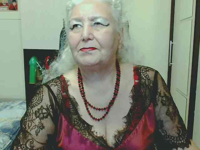 Model: GrannyWants