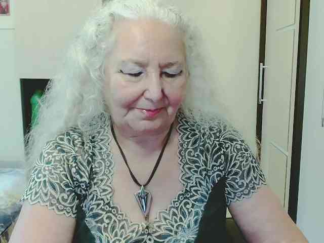 Model: GrannyWants