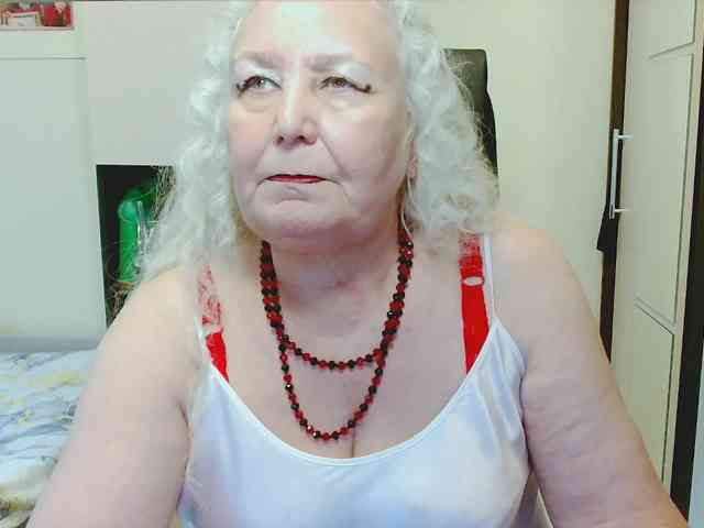 Model: GrannyWants