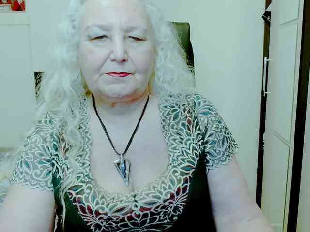 GrannyWants webcam