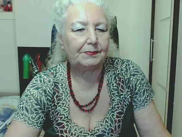 Model: GrannyWants