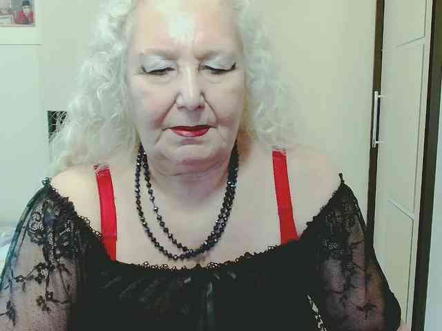 Model: GrannyWants