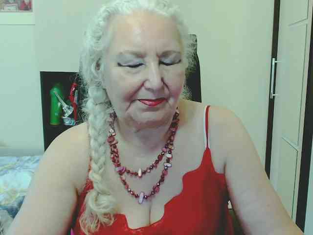 Model: GrannyWants