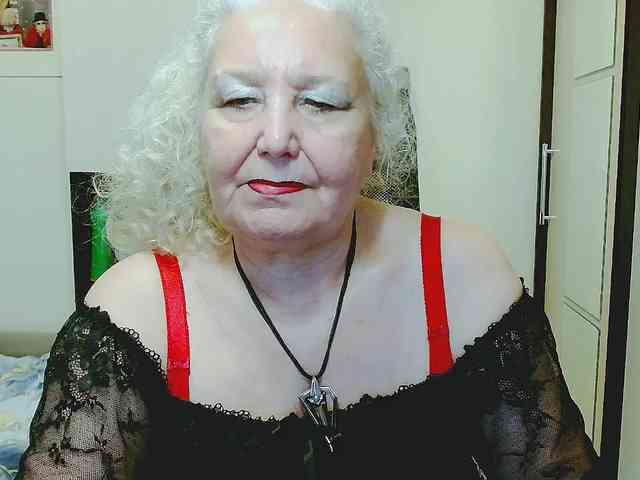 Model: GrannyWants