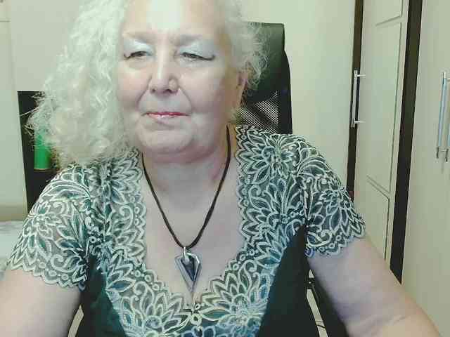 Model: GrannyWants