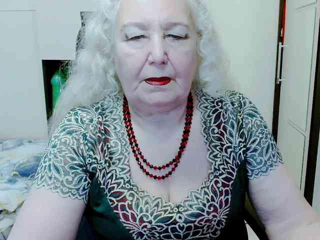 Model: GrannyWants
