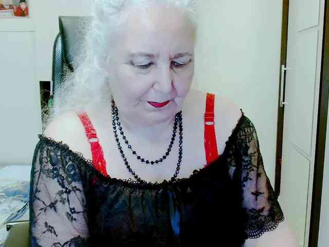 GrannyWants webcam