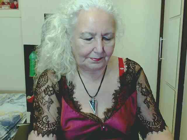 Model: GrannyWants