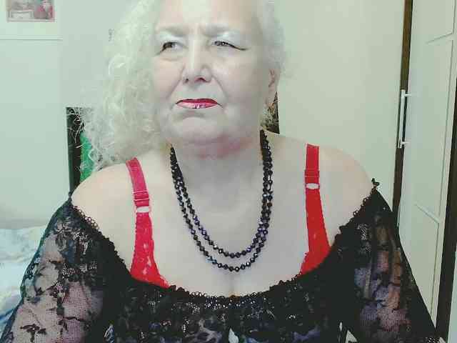 Model: GrannyWants