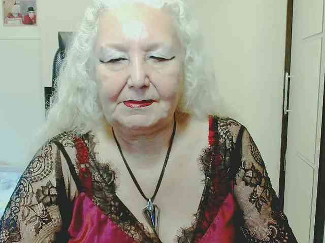 Model: GrannyWants